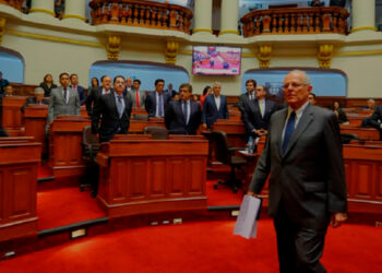 CONSTRUYENDO ESCENARIOS POLÍTICOS
